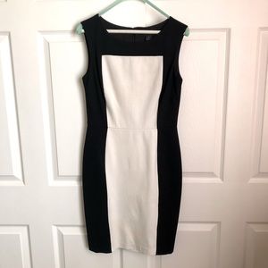 WHBL Colorblock Sheath Dress